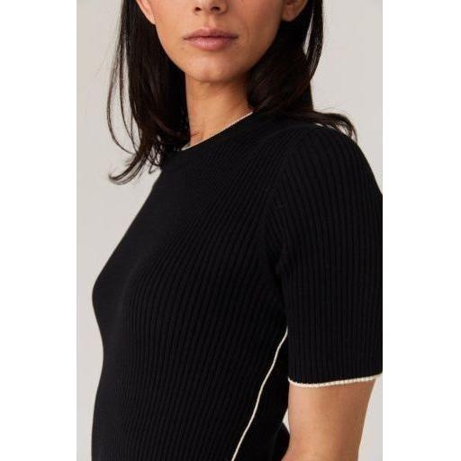 Black Short Sleeve Sweater