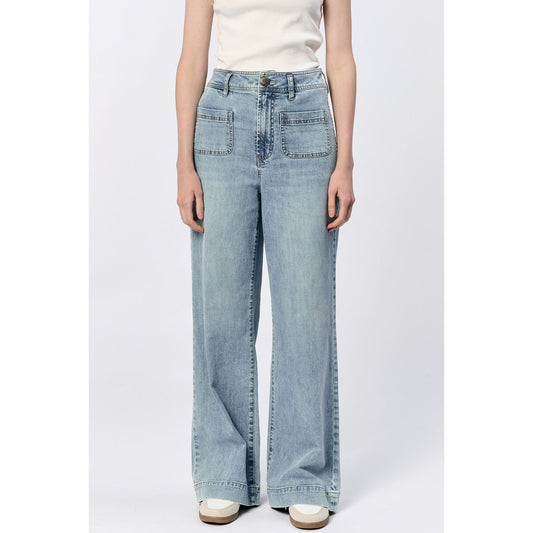 Light Wash Flower Button Jeans