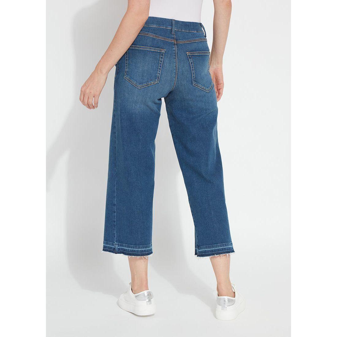 Medium Wash Stretch Cropped Jeans