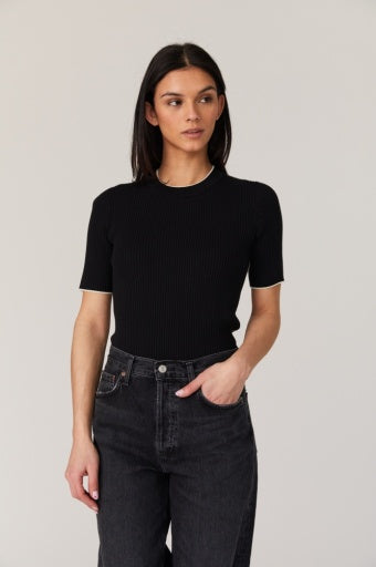 Black Short Sleeve Sweater